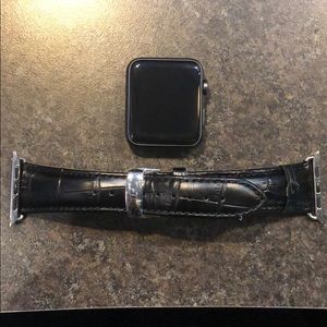 Used once Apple Watch Series 1 - 42mm